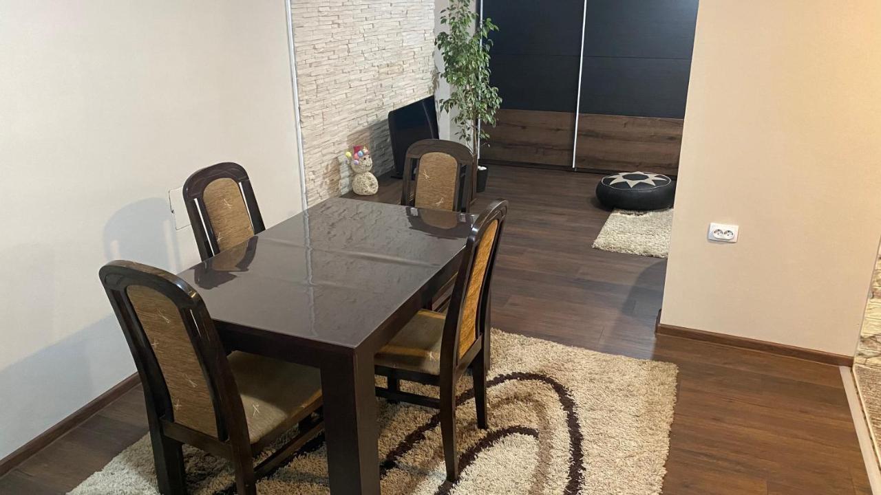 Arni Apartments Donja Vrezina Ngoại thất bức ảnh