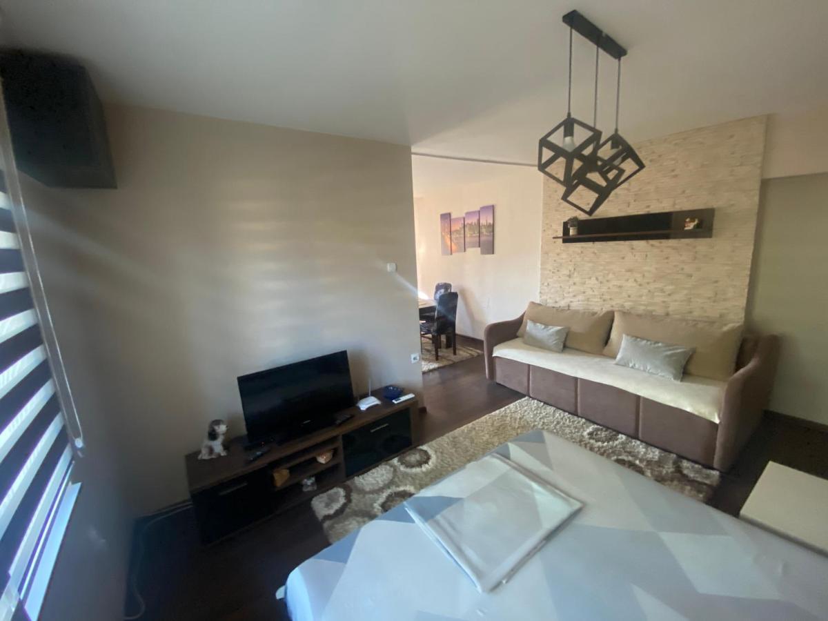 Arni Apartments Donja Vrezina Ngoại thất bức ảnh